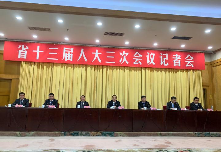 記者會(huì)丨我省還有35萬貧困人口，這些縣注意了，要“掛牌督